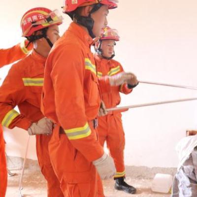 桂林八里街春城眼镜在哪里？