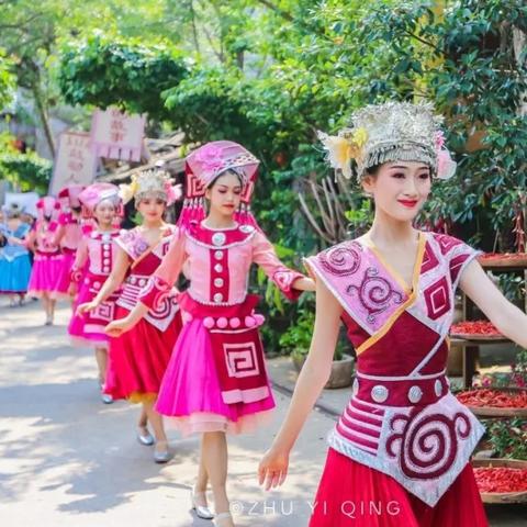 八桂旅游卡如何使用？