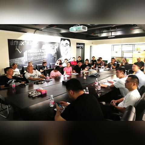 平湖羽绒服怎么找货源的长尾关键词有哪些