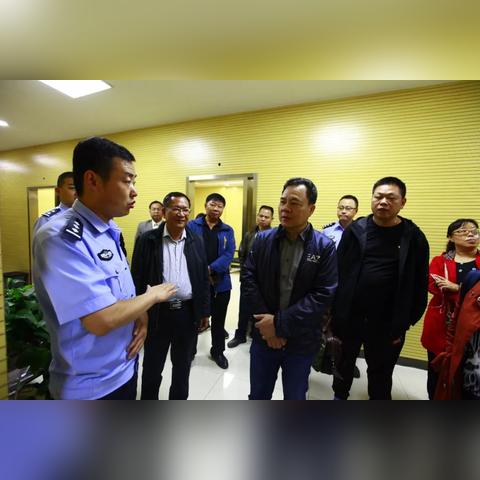 南宁掌上公交在线查询的相关长尾关键词有哪些