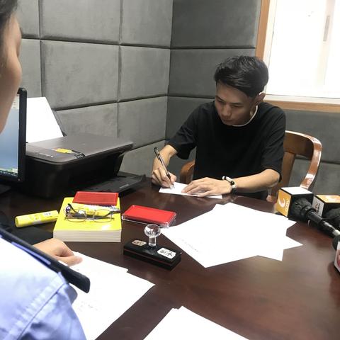 成都市网约车怎么办证