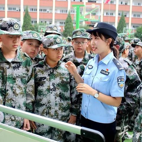 为什么叫逸夫中学？