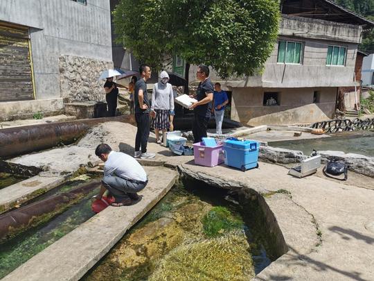 中国环境监测总站来黔东南州开展农村环境质量监测质量抽查工作
