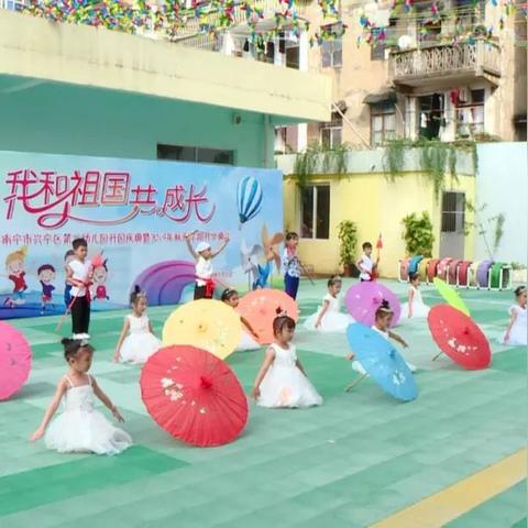 南宁市二十八中学学费？