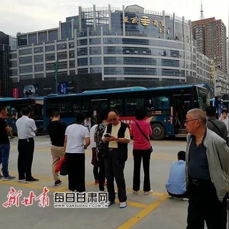 兰州西关什字小吃街？