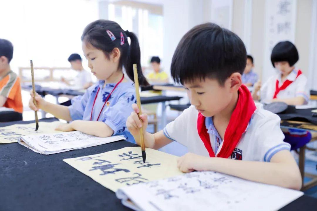揭秘！杭州小学TOP10排行榜出炉，看看你家孩子读的是哪一所？