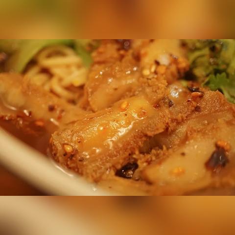 重庆和湖南哪个更热一点