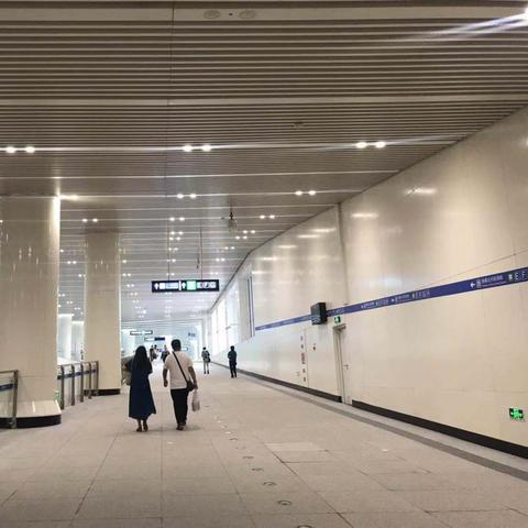 成都市双机场地铁的长尾关键词有哪些