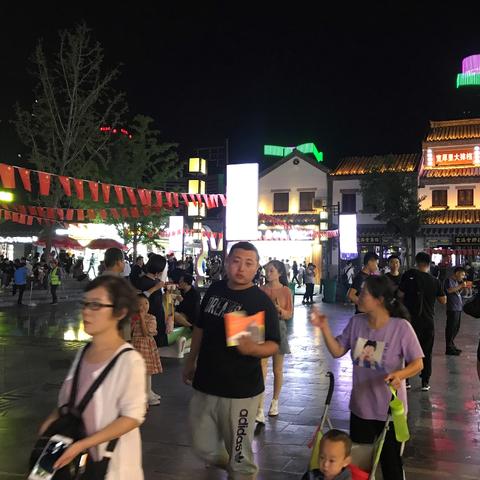 济南宽厚里小吃排名相关长尾关键词有哪些