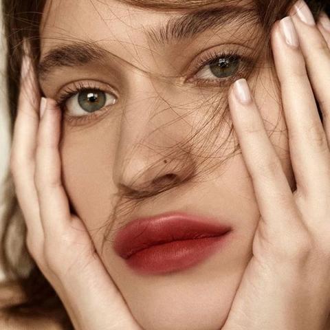 足球运动员的喷雾的长尾关键词有什么