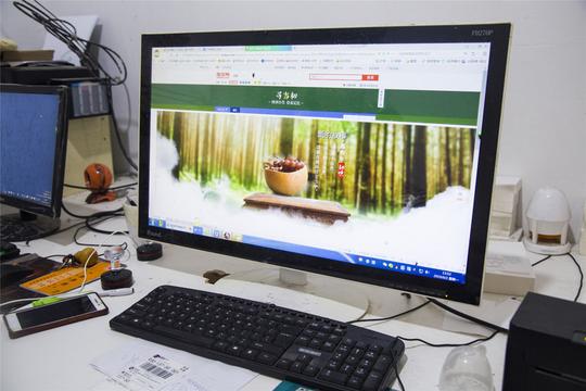 各地忙收丝瓜络！80后男子返乡创业解锁丝瓜络的n种打开方式