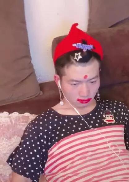 爸爸永远都是女儿的