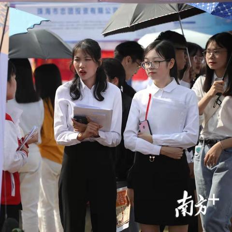 跨境电商仓库月薪多少