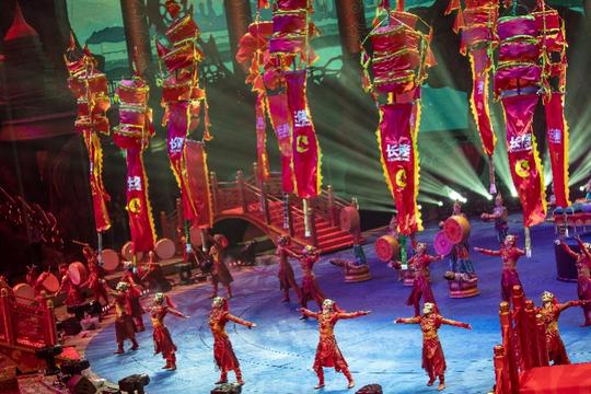 扬中国文化自信：第六届中国国际马戏节广东珠海开幕