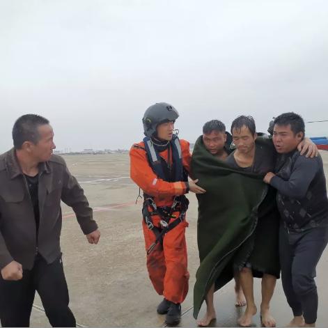 厦门市经纬度是多少公里