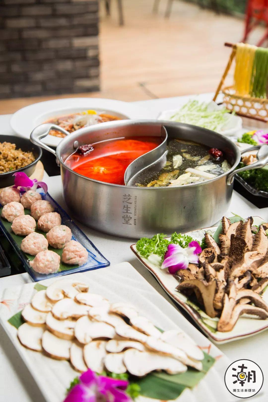 爱上美食是什么体验（该怎么和她聊天）
