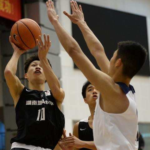 去长沙市区是哪个站高中