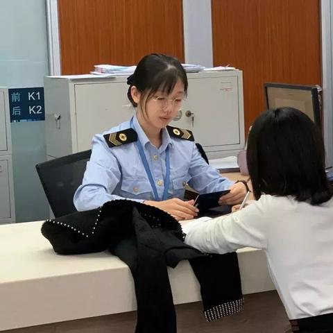 厦门市政府边上有什么