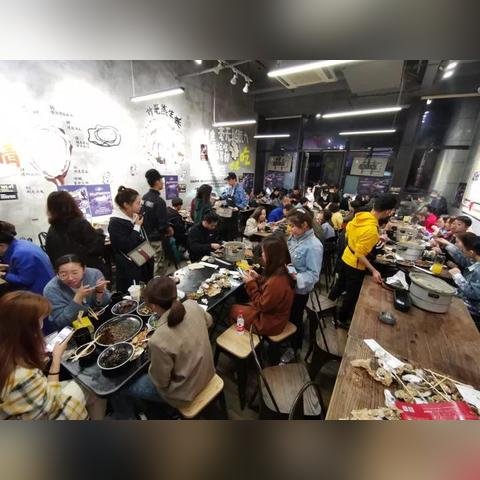 2025年杭州情侣约会一天怎么安排？吃饭拍照不踩雷的路线