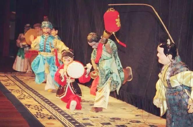 手外科杂志本科毕业论文字数如何判断自己是否适合写作以及如何成为作家