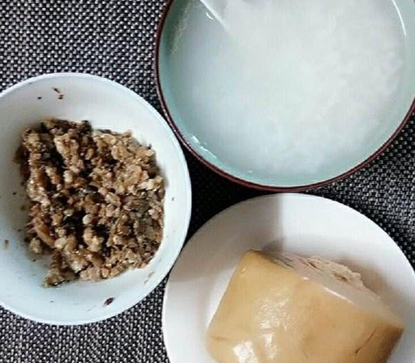 宝宝只吃米饭不吃菜怎么办