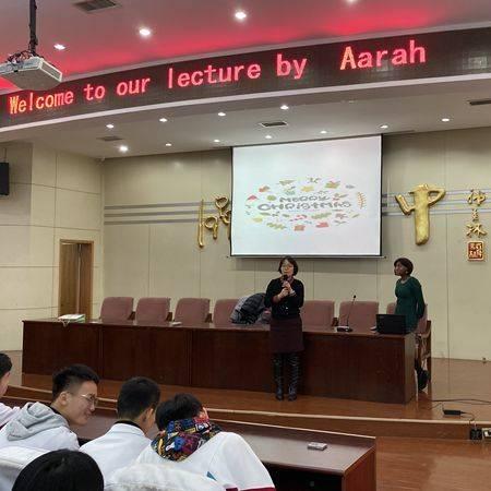 济南市二中属于哪个区