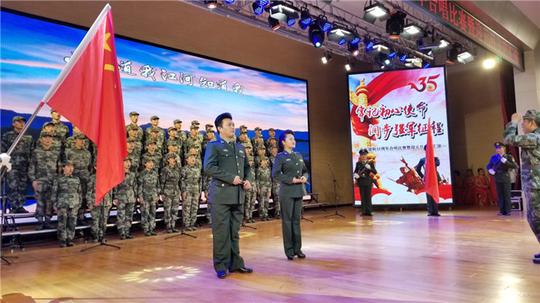 陕西某预备役高炮师隆重举办庆祝建师35周年合唱比赛暨迎元旦文艺汇演