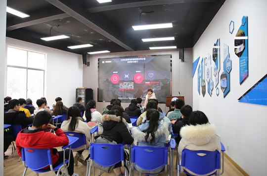 这个学校有个“创乐园”，让大学生创新创业的种子落地发芽