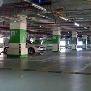 桂林市哪里有小车库出租