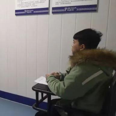 保定市砸车最新消息的长尾关键词有什么