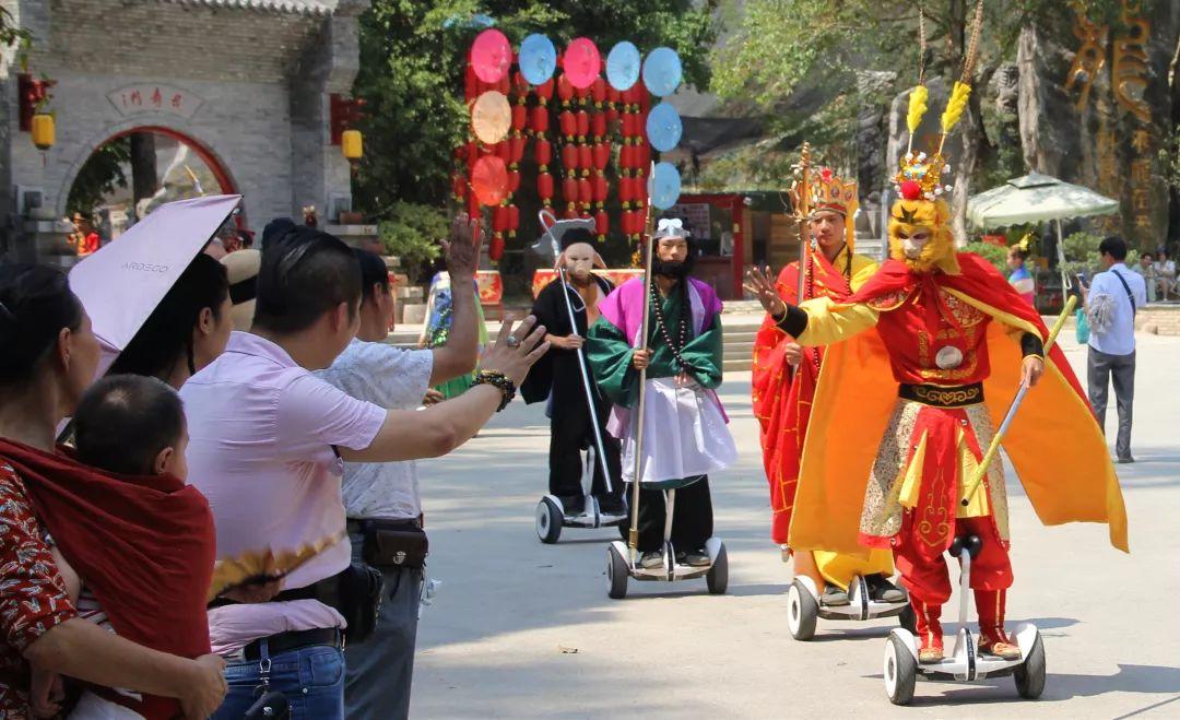 汉服有什么美食（旅游景点有什么好的项目小生意可以做）