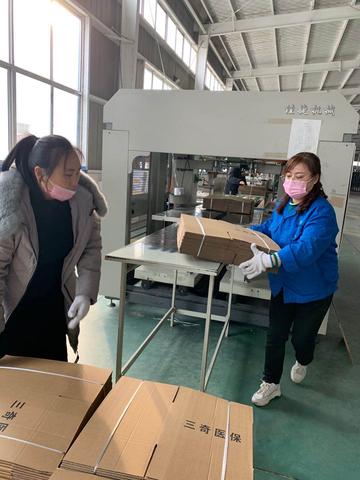 纸箱厂招工人