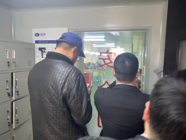 企业复工要为职工配发口罩是真的吗