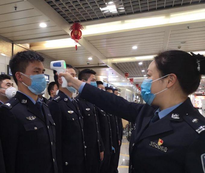 全国各城市高峰感染进度
 /全国疫情高危城市查询