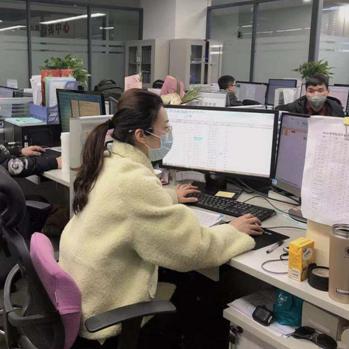 昆明市中学值班表电话的长尾关键词有哪些