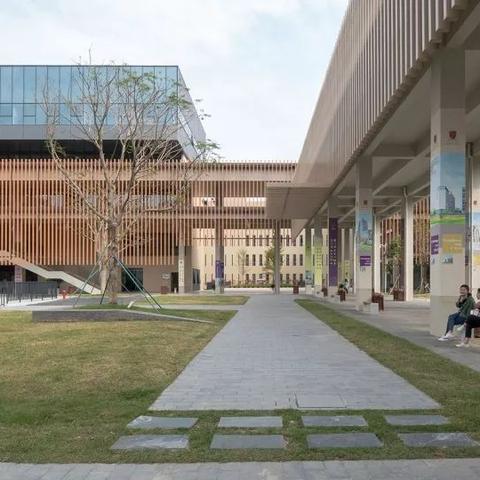 深圳市最高的山是哪个区