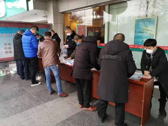 企业复工要为职工配发口罩吗
