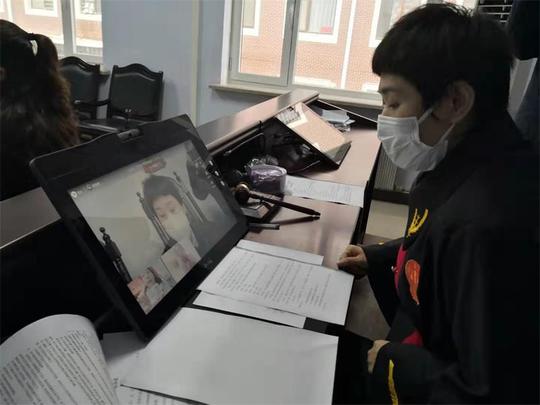 凌海法院敲响线上开庭“第一槌”