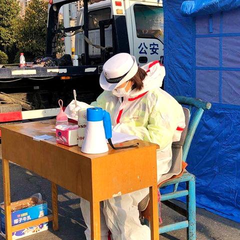 南宁市竹溪车管所怎么走