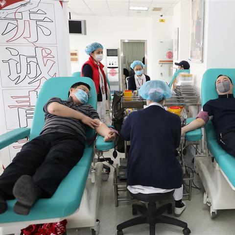 足球运动员小腿血管突出的长尾关键词有哪些