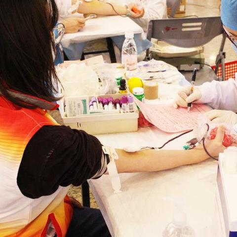 广州市看病带什么