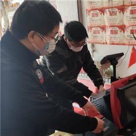 市组织部干部综合科科长什么级别？