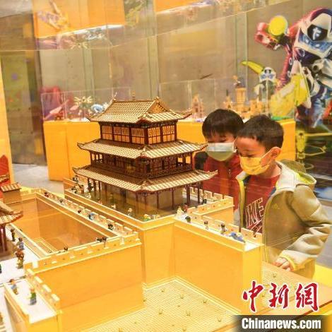 卡通包培训总部兰州的相关长尾关键词有哪些