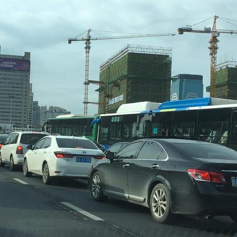 杭州市区车辆限行时间怎么定？