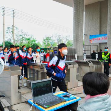 赣州市红外触摸屏框架的长尾关键词有哪些