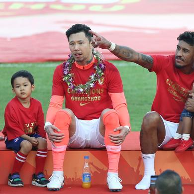 足球运动员退休年龄的长尾关键词有哪些