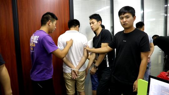 新昌警方打掉涉570多万部手机的“薅羊毛”黑色产业链