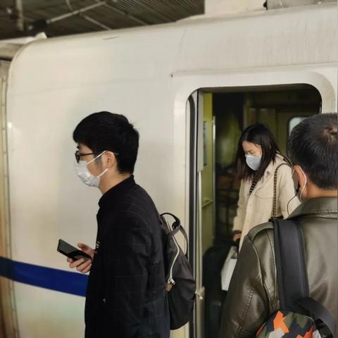 武汉市和无锡哪个好