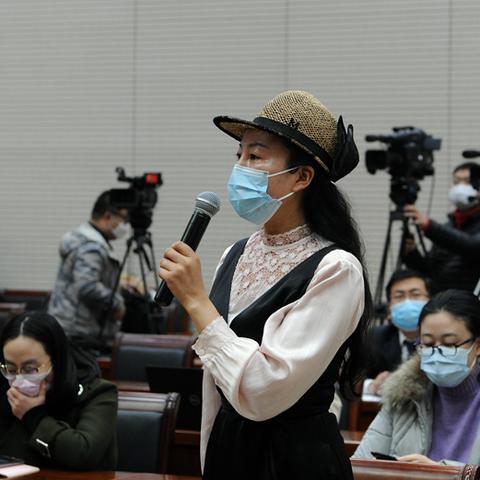 济南市政府在哪个位置