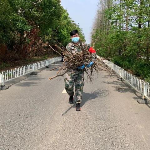 武汉船舶工业公司与武昌造船厂(武昌船舶重工有限责任公司)是什么关系?有没有从属关系？